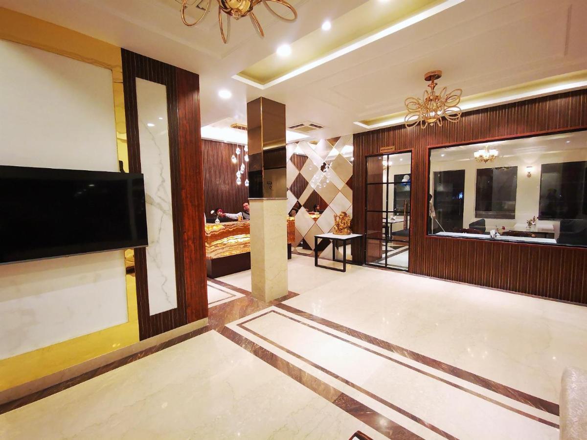 Hotel Rio Benaras 바라나시 외부 사진