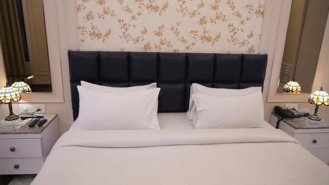 Hotel Rio Benaras 바라나시 외부 사진
